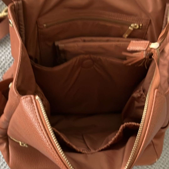 Freshly Picked The Classic Diaper Bag, Cognac - Picture 4 of 4